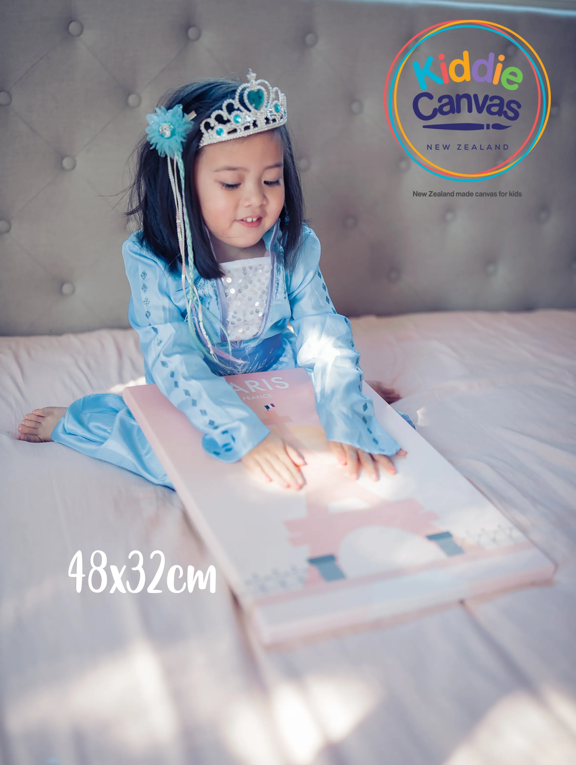 9. Paris artwork - KIDS CANVAS - by nynja