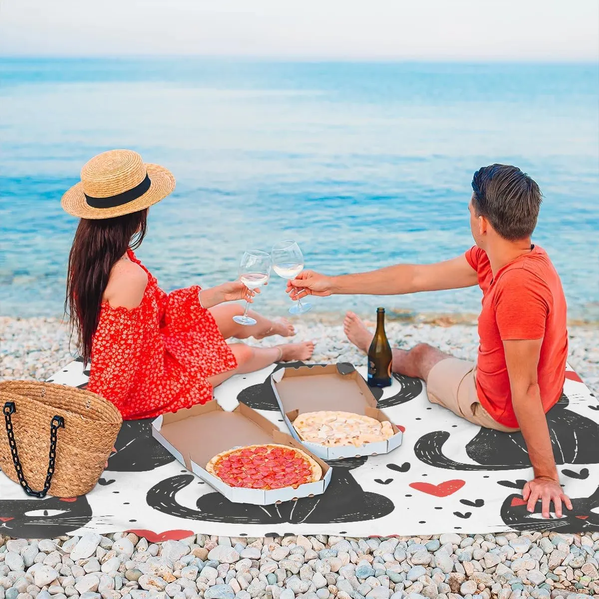 Black Cat Beach Blanket, Sandproof Beach Mat, 68 x 59 Waterproof Quick Drying Sand Free Mat with 4 x Ground Spikes for Outdoor Travel Camping Hiking, Cartoon Kittens