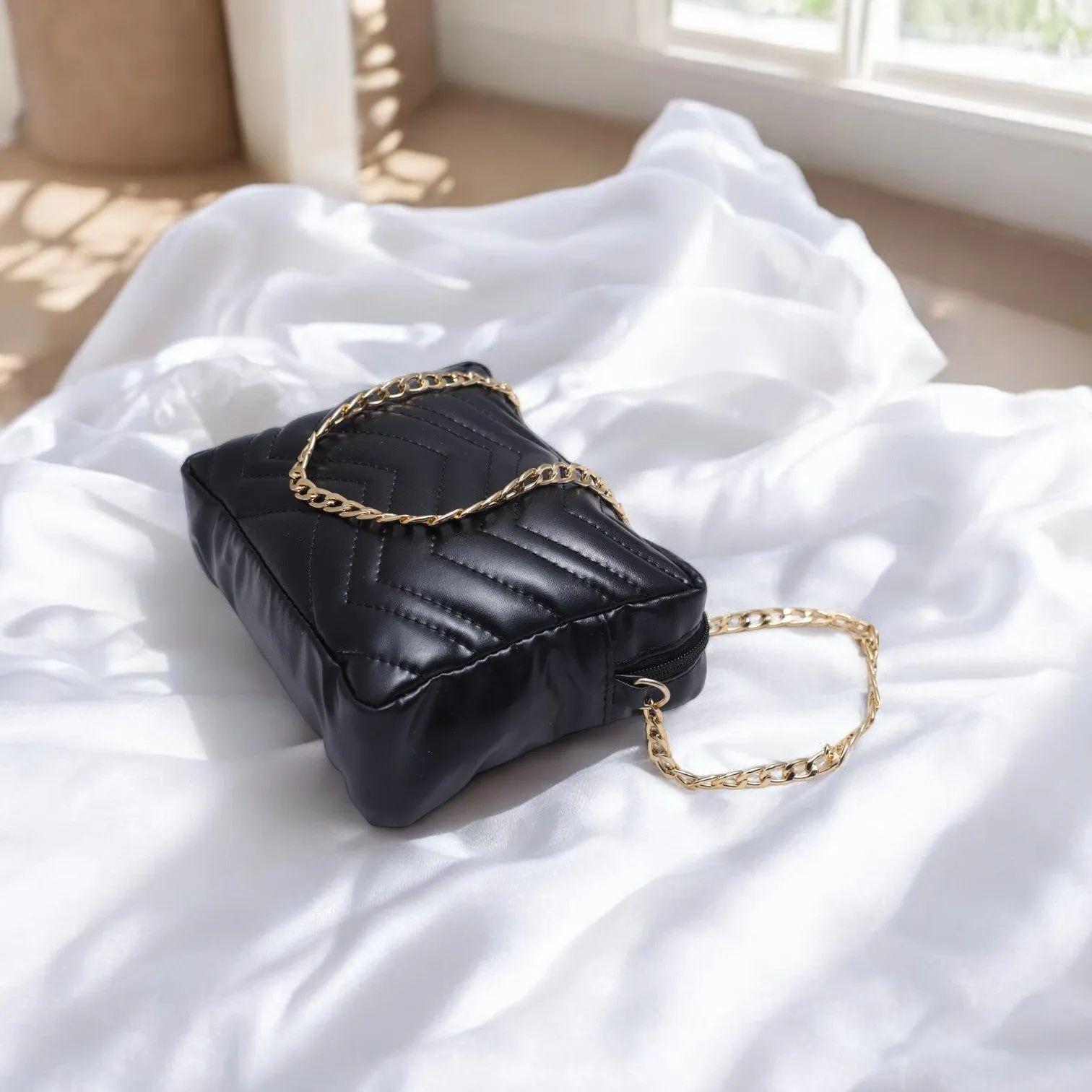 Black ZigZag LuxeCross