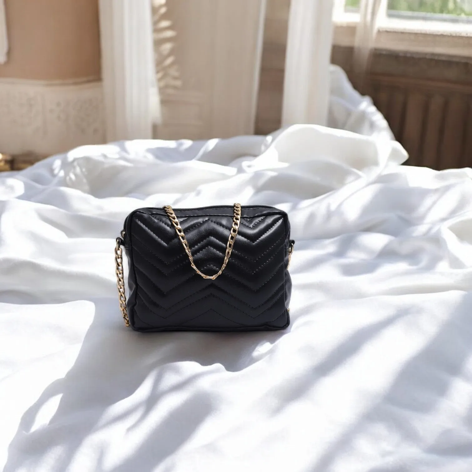 Black ZigZag LuxeCross