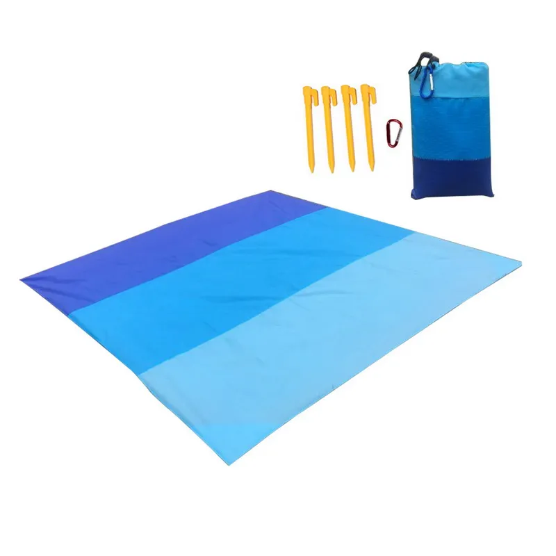 Blue Waterproof Picnic Mat: Sandproof Comfort for Your Outdoor Adventures