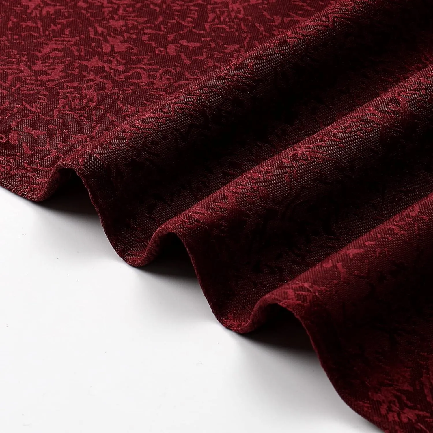 Burgundy Jacquard Rectangle Tablecloth Exquisite Grain Design Waterproof and Wrinkle Resistant Table Cloth for Indoor Outdoor Parties Kitchen Dinning Room 60 Inch by 120 Inch