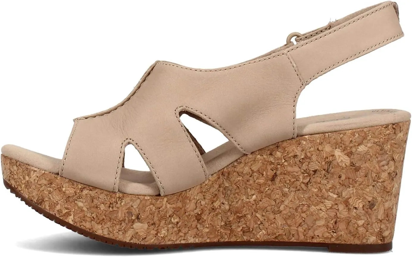 Clarks Women's Annadel Bari Platform