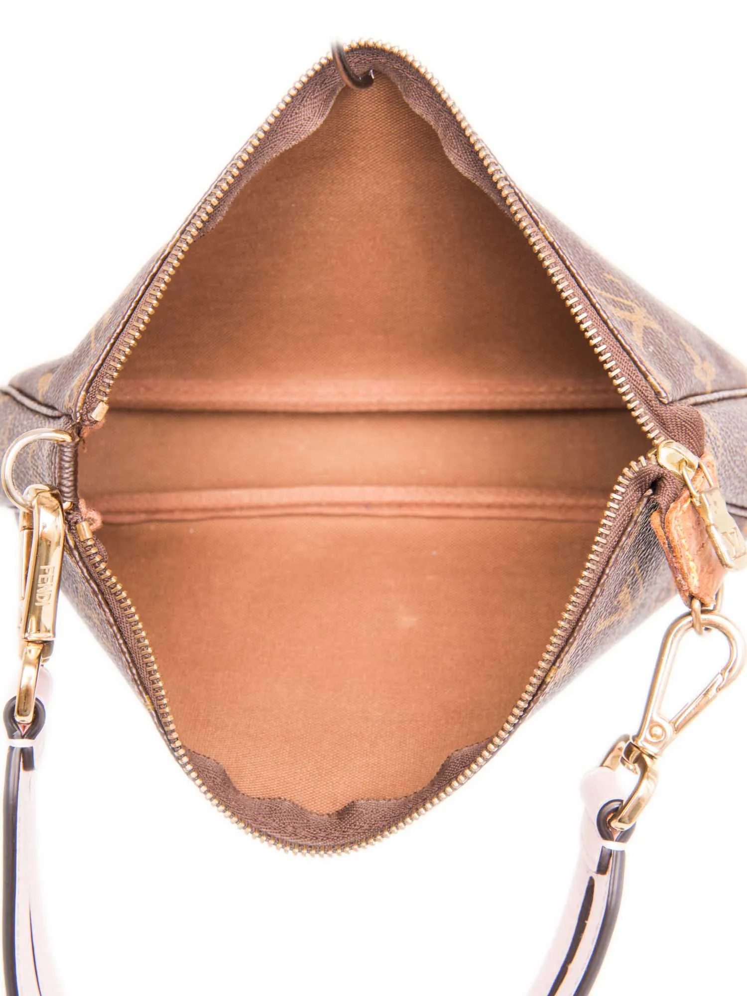 Fendi Messenger Salleria Reliable service Leather Classy Bag Brown