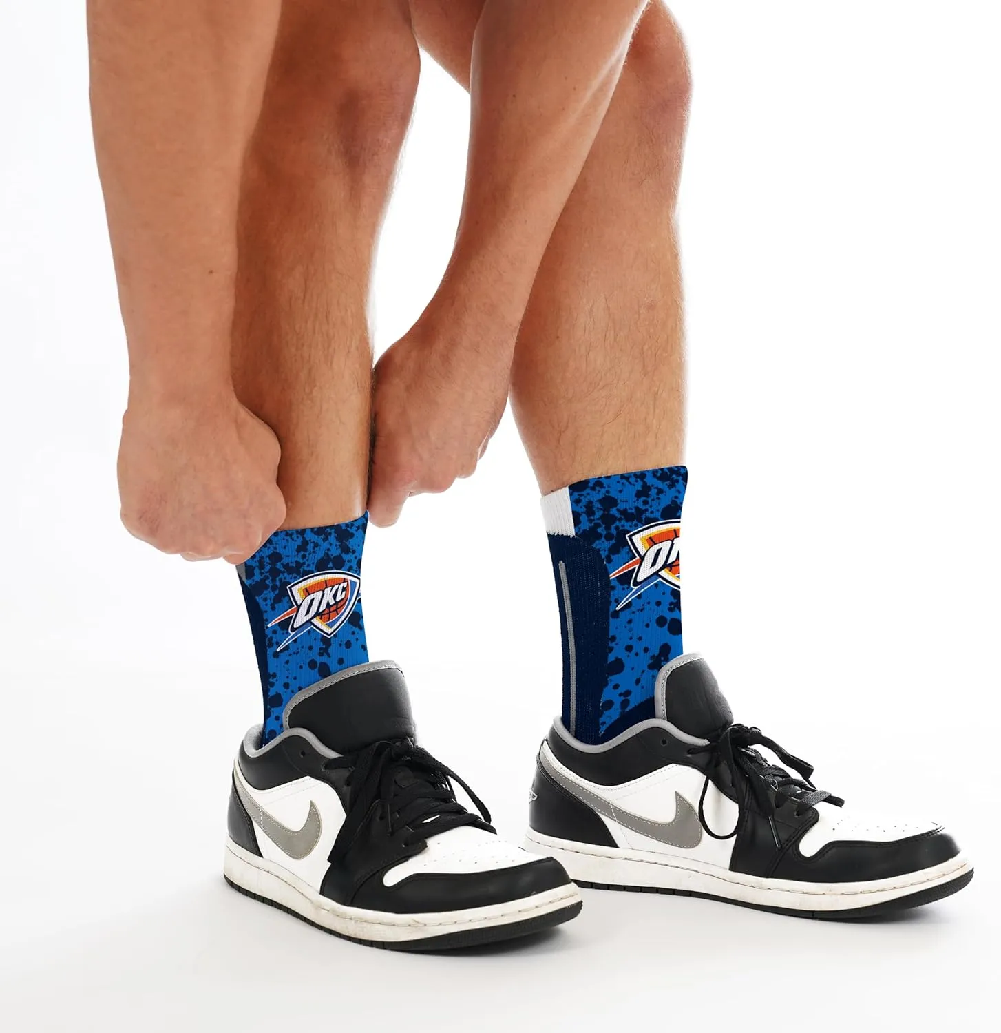 For Bare Feet Unisex Kid's NBA Splatter Logo Crew Sock Youth