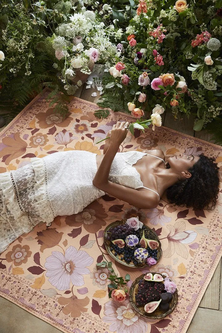 Grandé Fleur Picnic Rug - Dawn