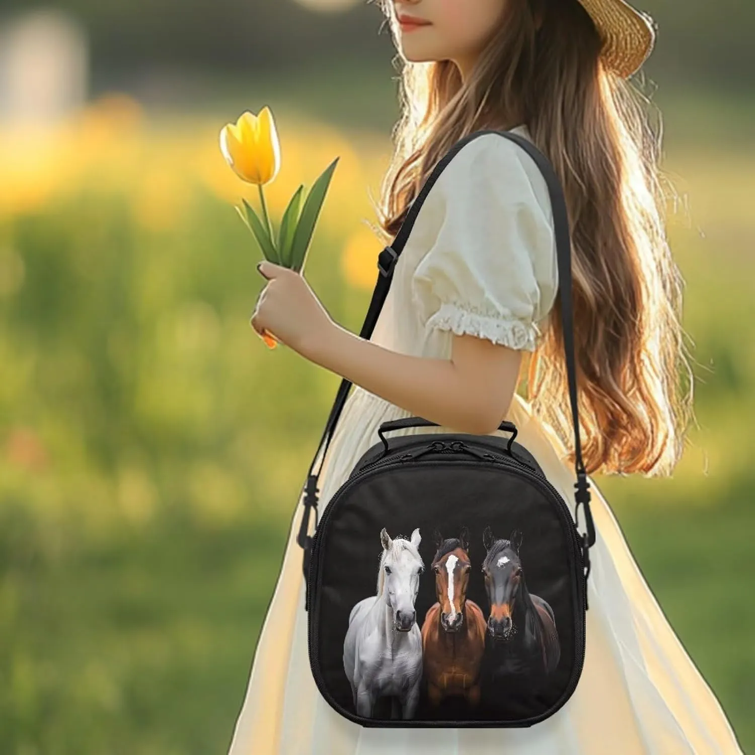 Horse Girls Lunch Box Back to School Loncheras Para Mujer with Adjustable Shoulder Strap and Inner Zipper Pocket for Travel Small Insulated Cooler Tote Bag Lunchbox, One Size