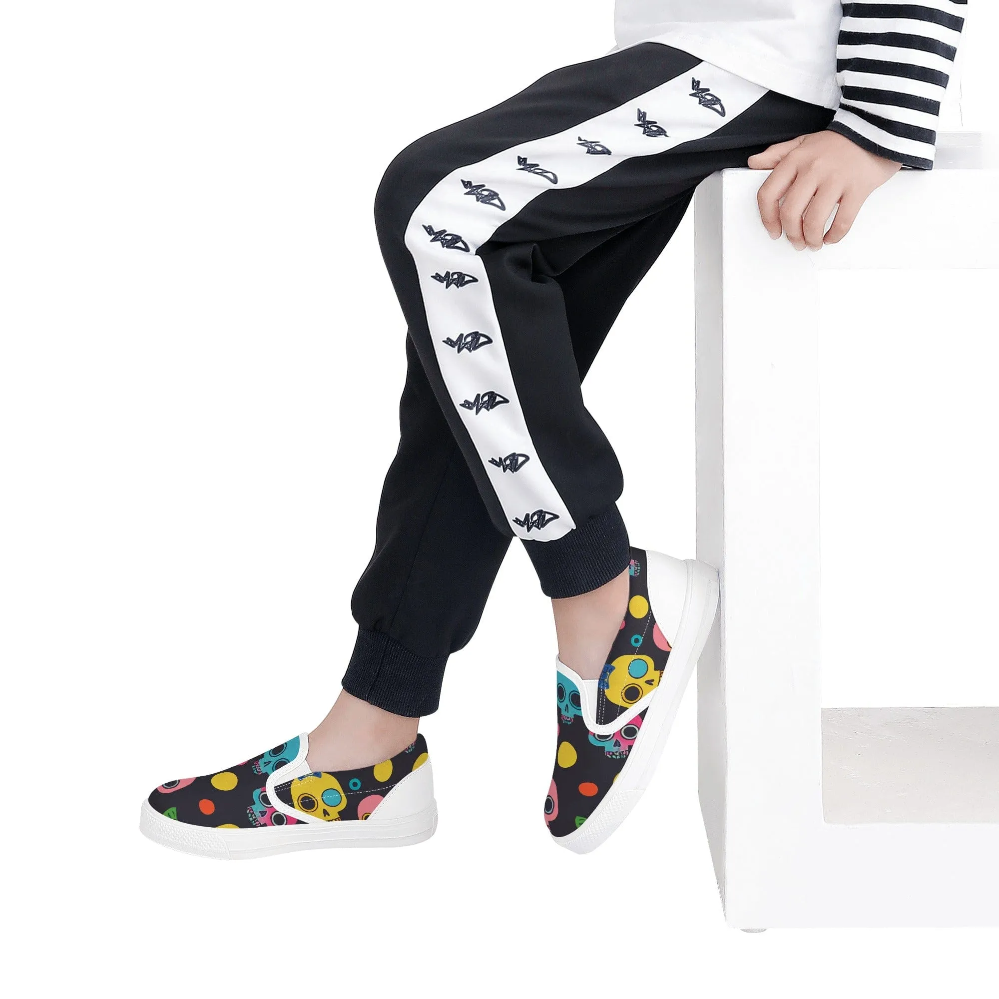 Kid's Colorful Skulls Slip On Shoes