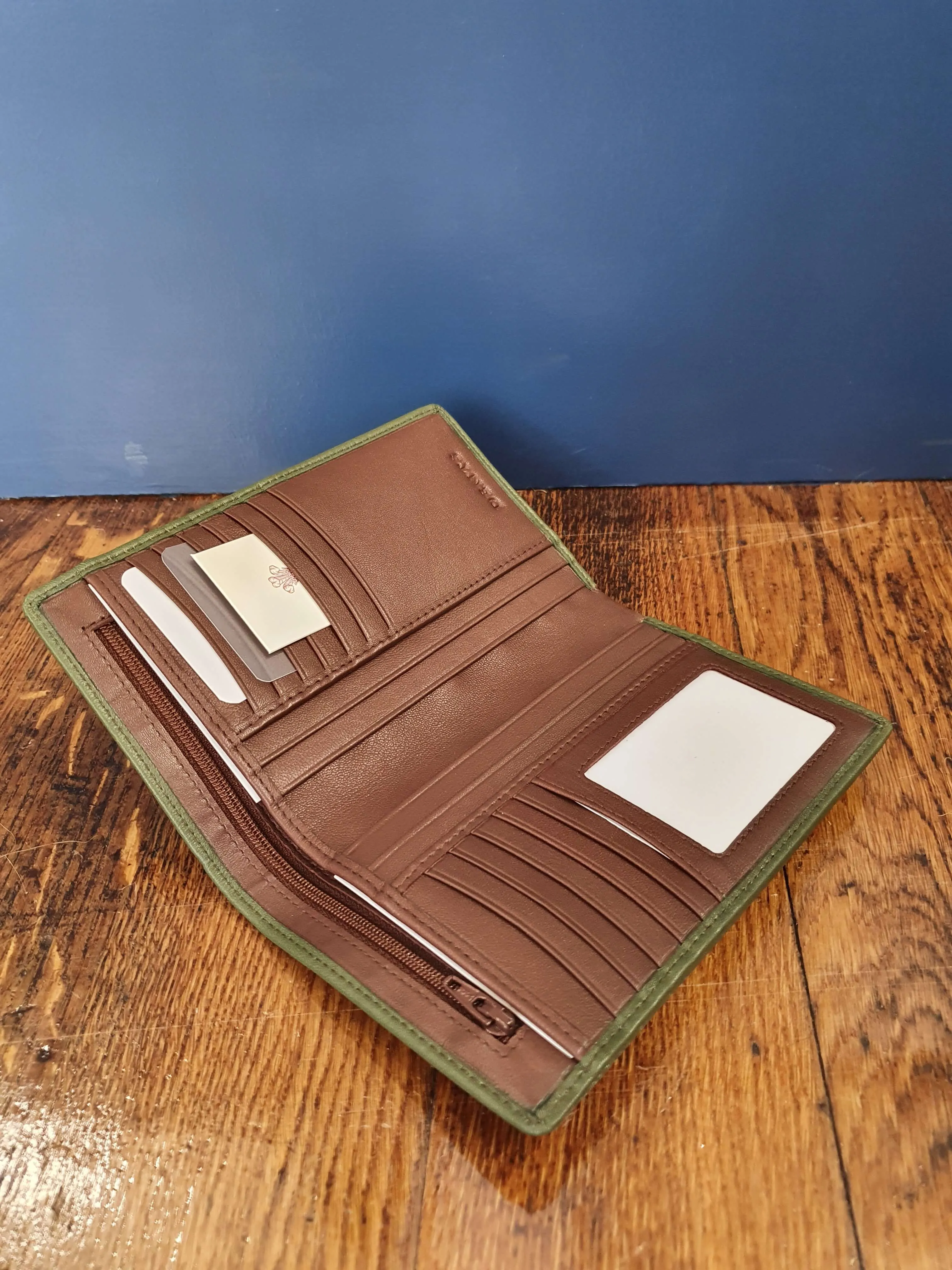 Leather Full Wallet | Olive/Tan