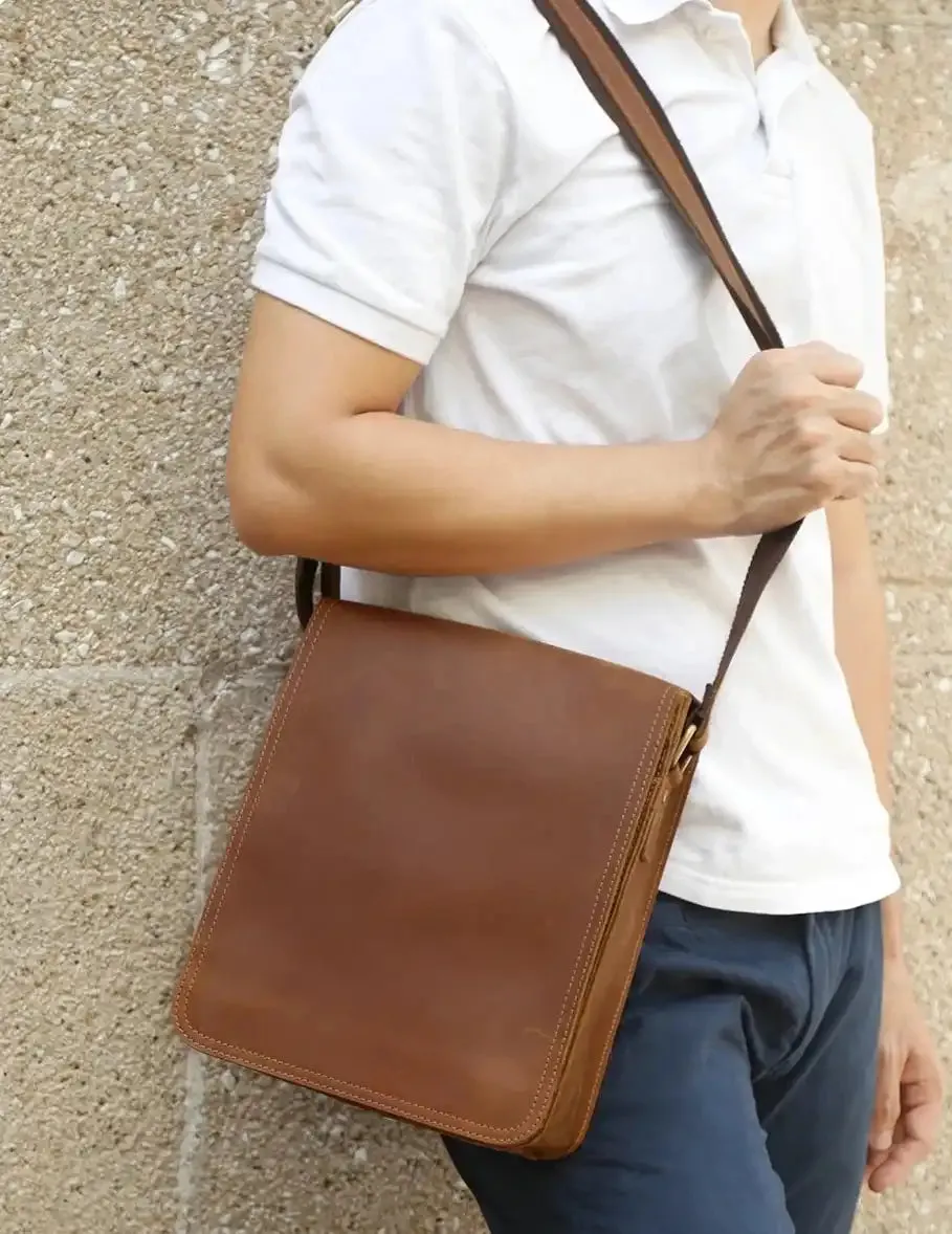 Leather Sleek Design Men's Crossbody Bag