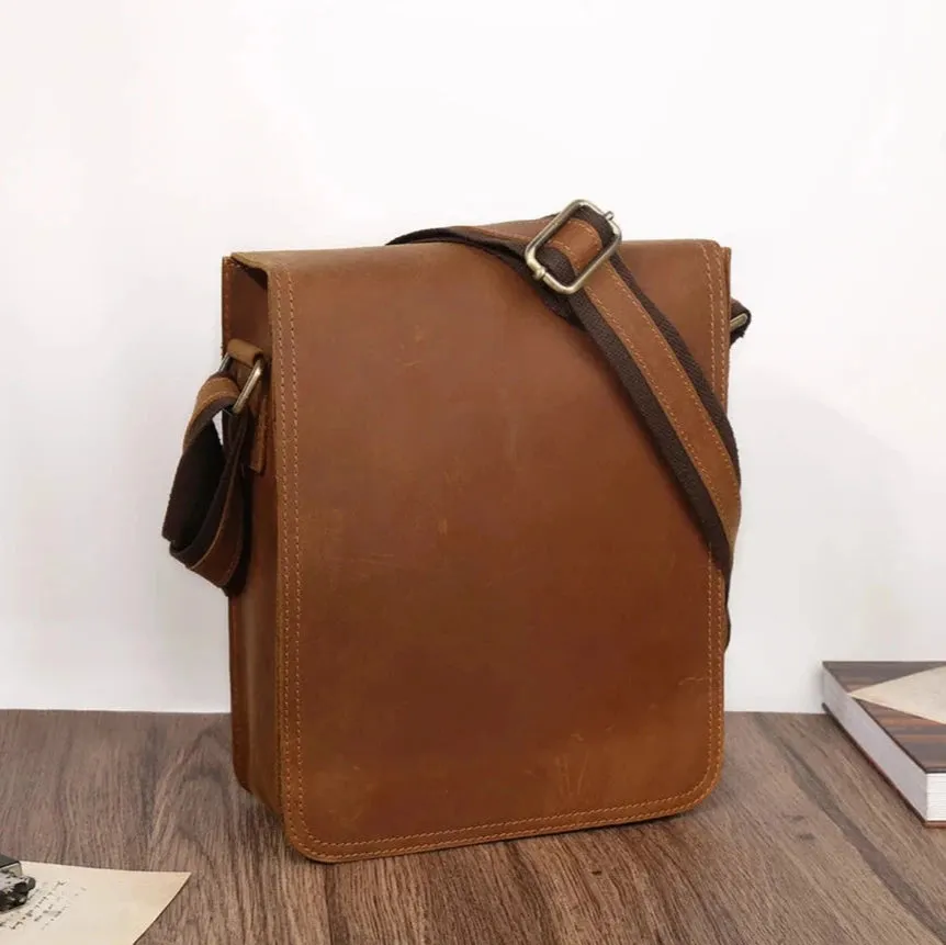 Leather Sleek Design Men's Crossbody Bag