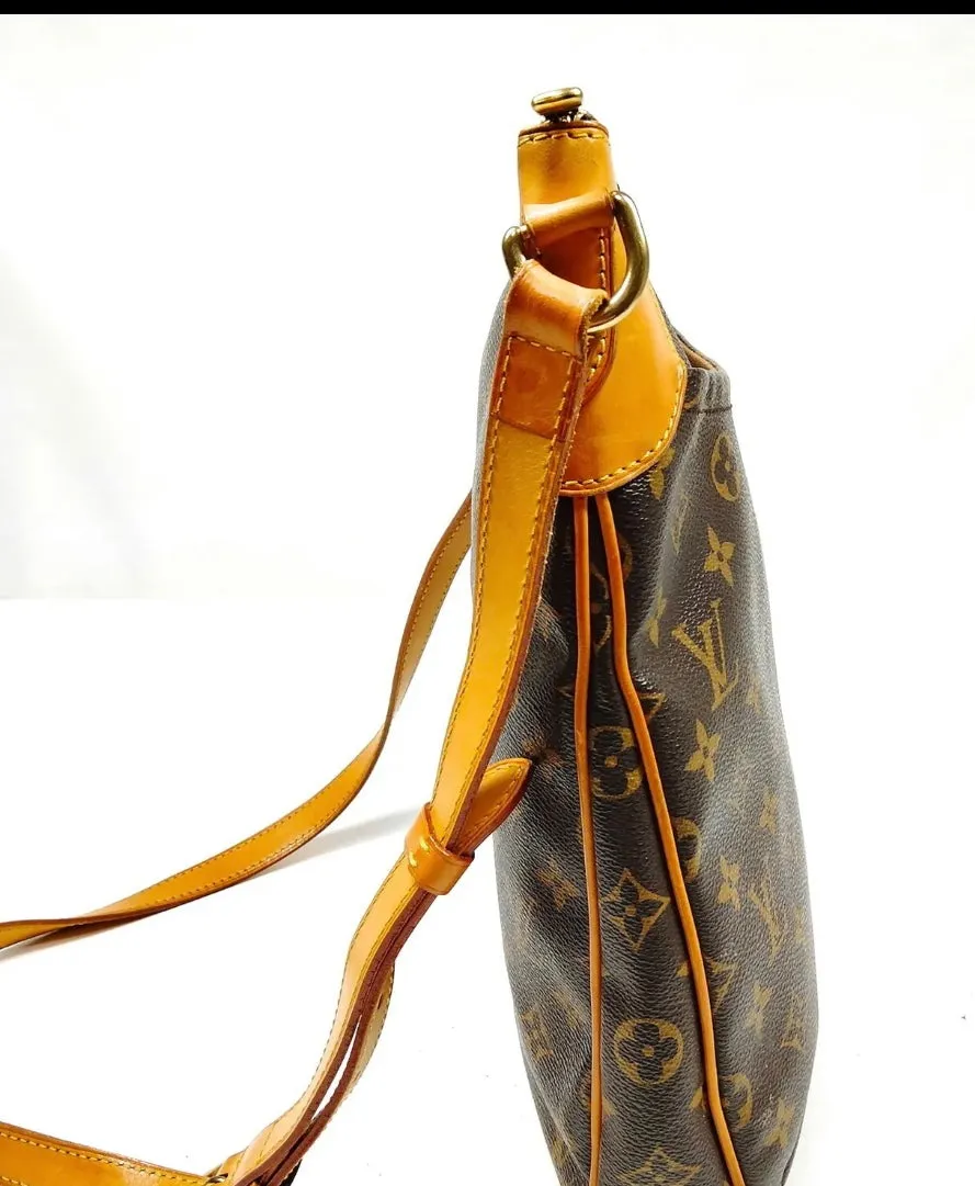 Louis Vuitton monogram Odeon mm messenger bag
