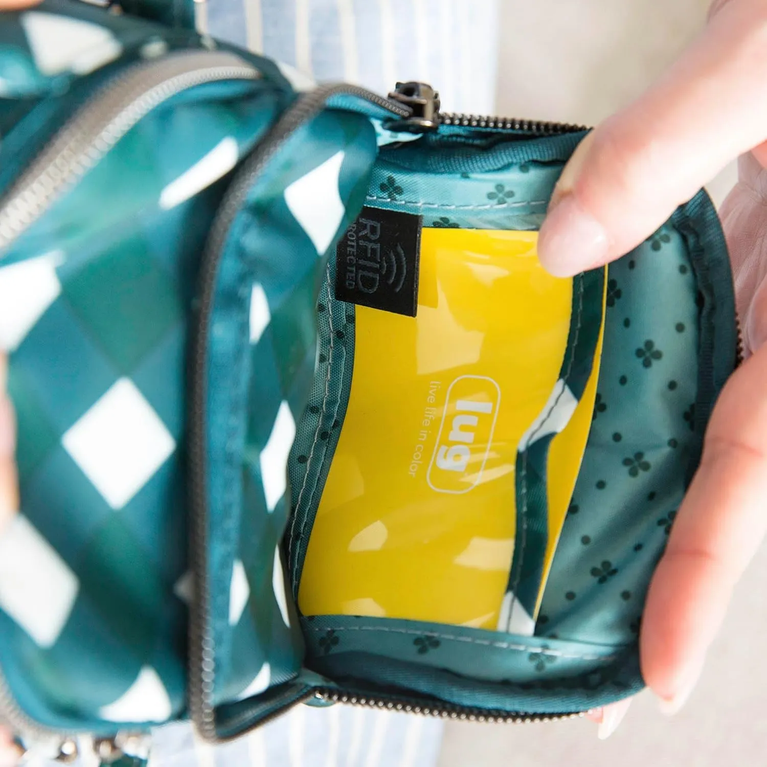 Lug Skeeter Mini 2 Convertible Crossbody