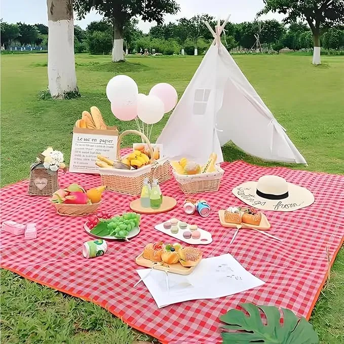 Oversized Beach Blanket Waterproof Sandproof Outdoor Foldable Picnic Mat Sand Free Blanket Big Beach Mat for Outdoor Camping Hiking Grass Park Festival Lawn Patio 200*200CM Red Large Beach Blanket