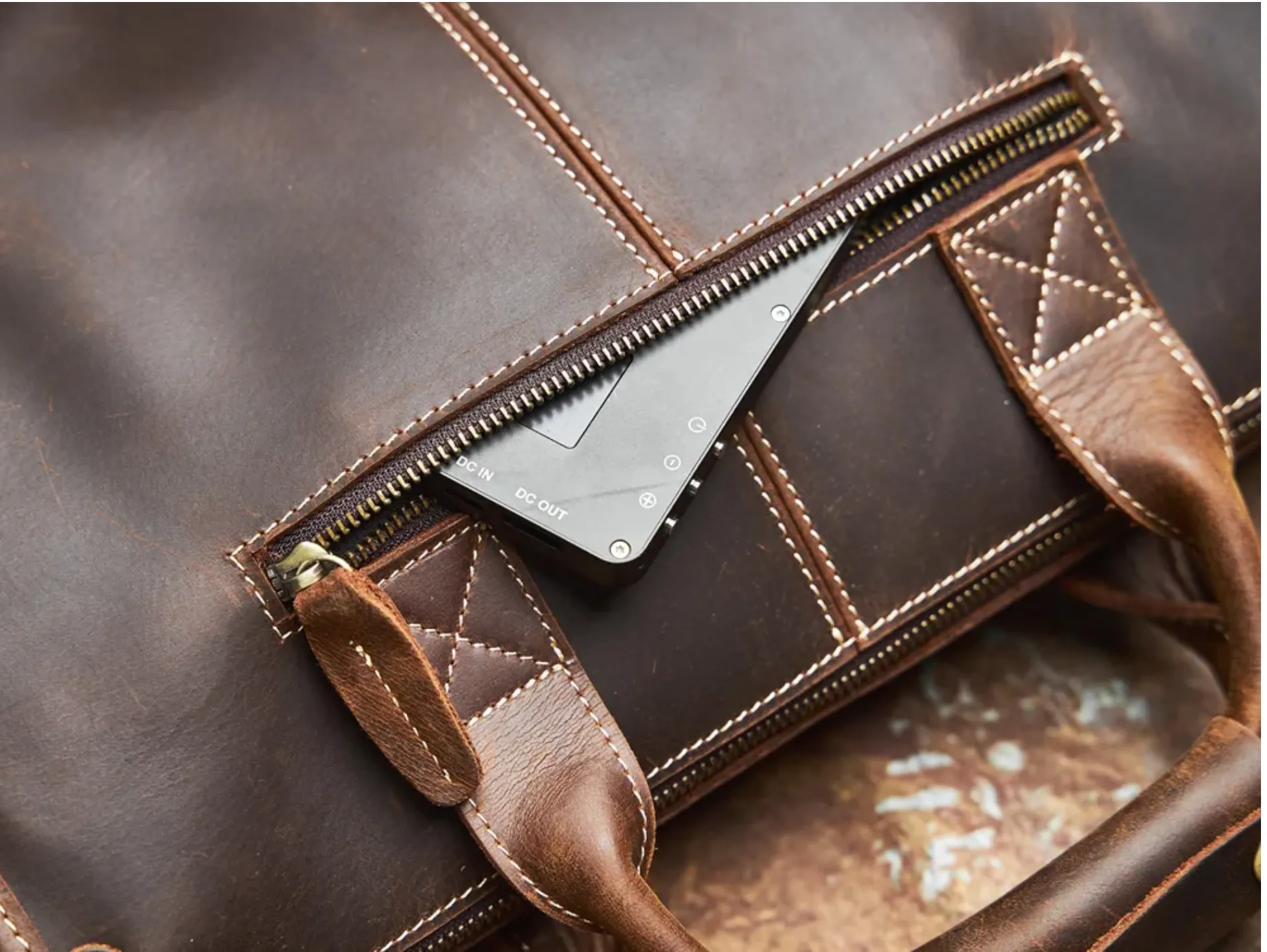 Seve Messenger Bag