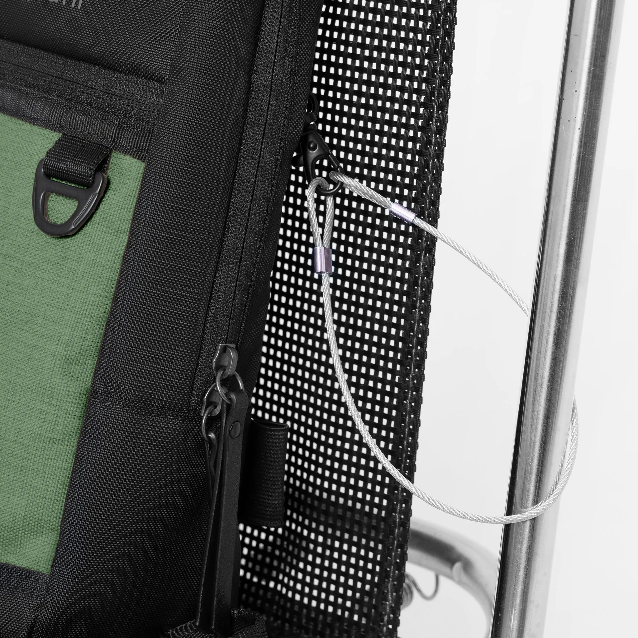 Sherpani Metro AT Convertible Travel Sling basil
