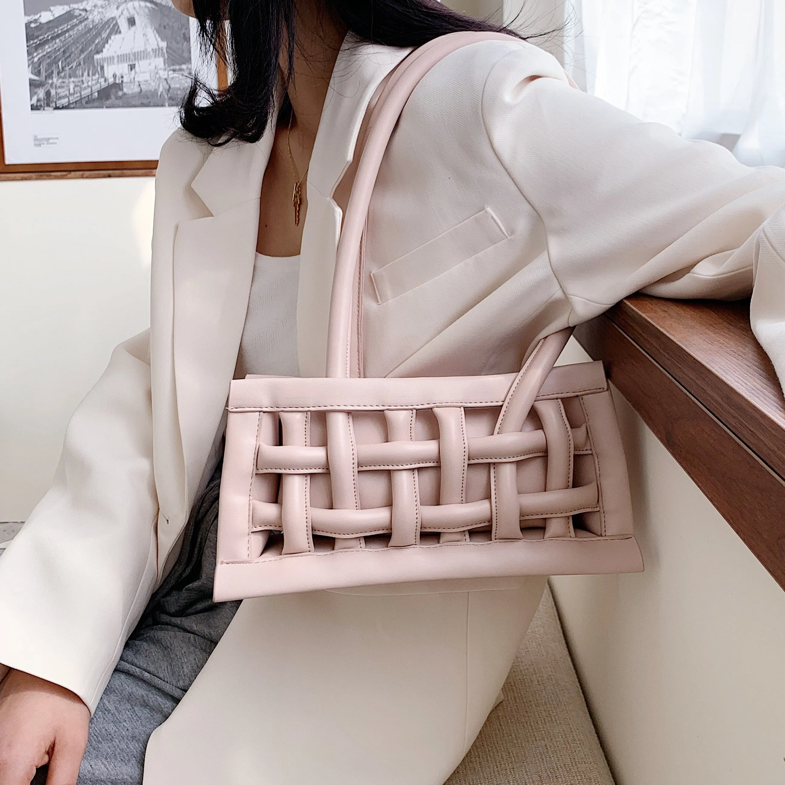 Shoulder Sale event Low-priced Bags