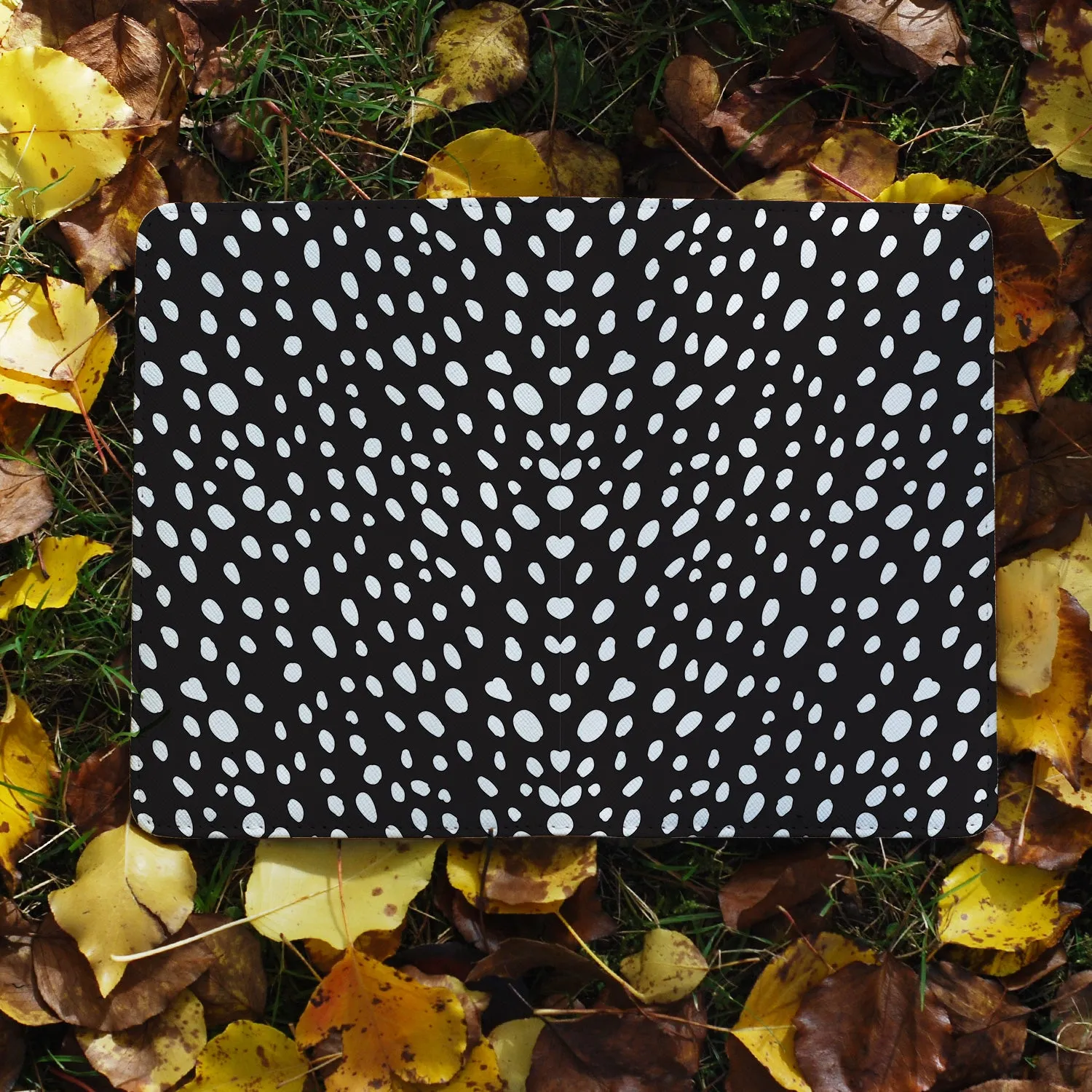 Travel Wallet - Polka Dot