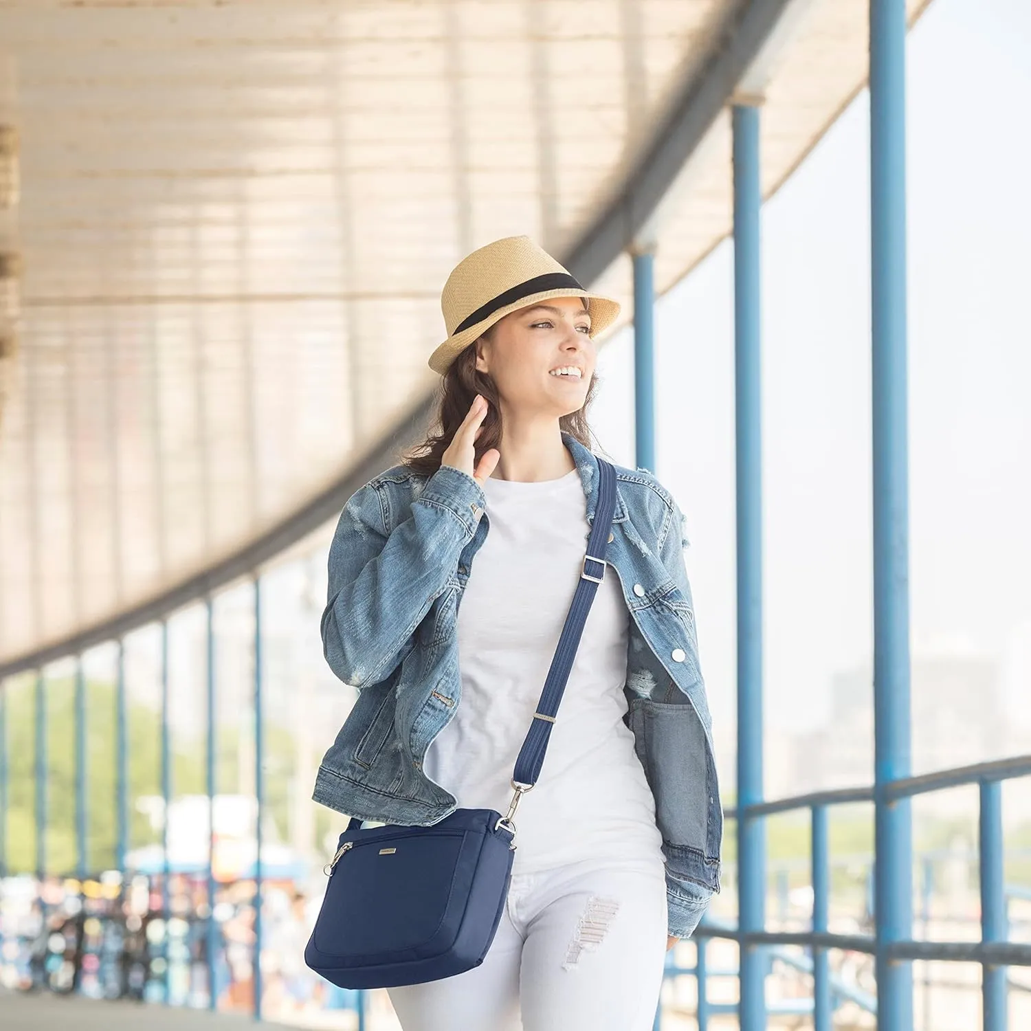 Travelon Anti-Theft Classic Small East/West Crossbody